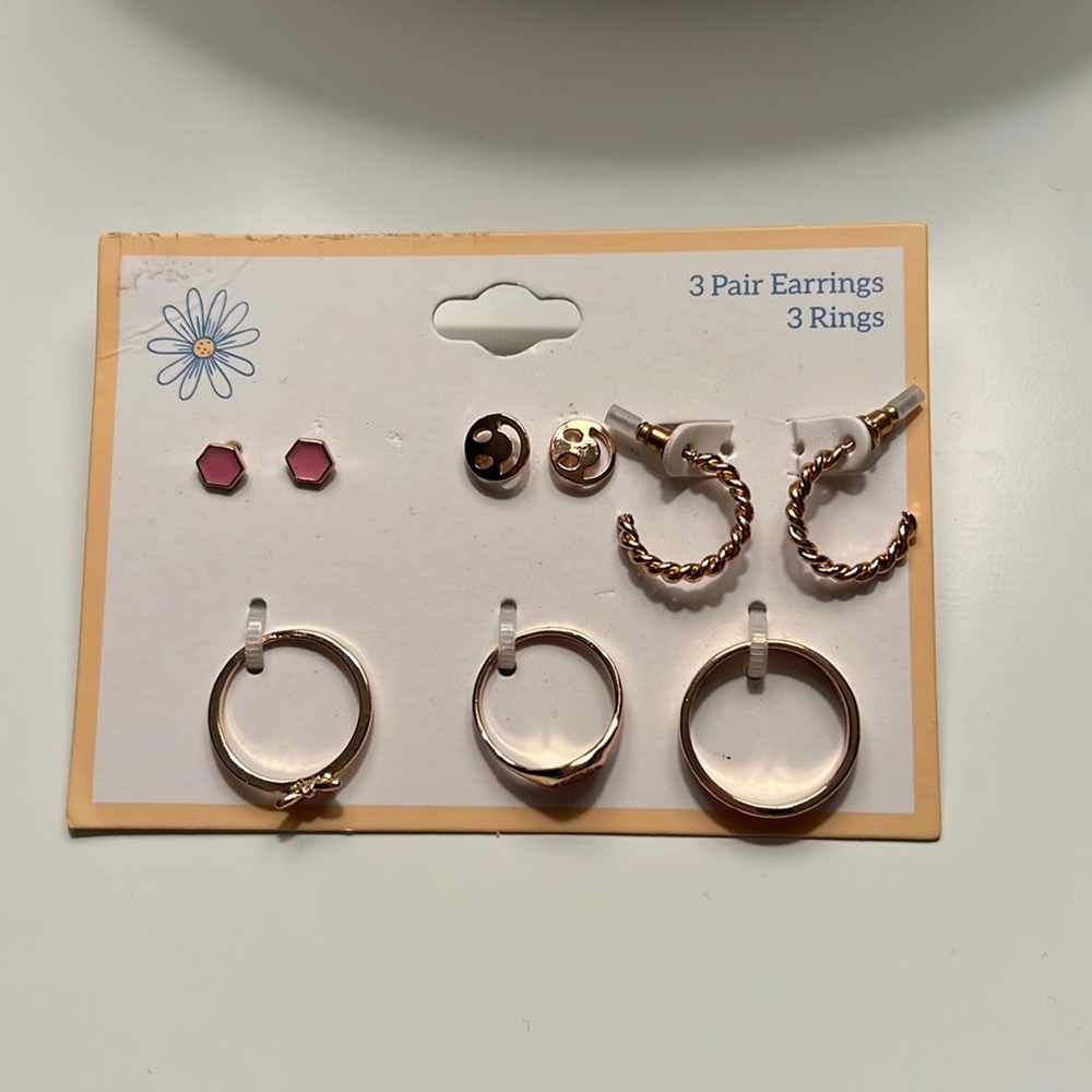 Earring and ring set!